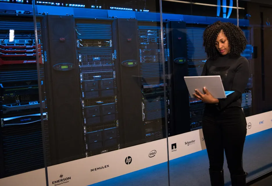 Blockchain and Cybersecurity in AI-driven environments